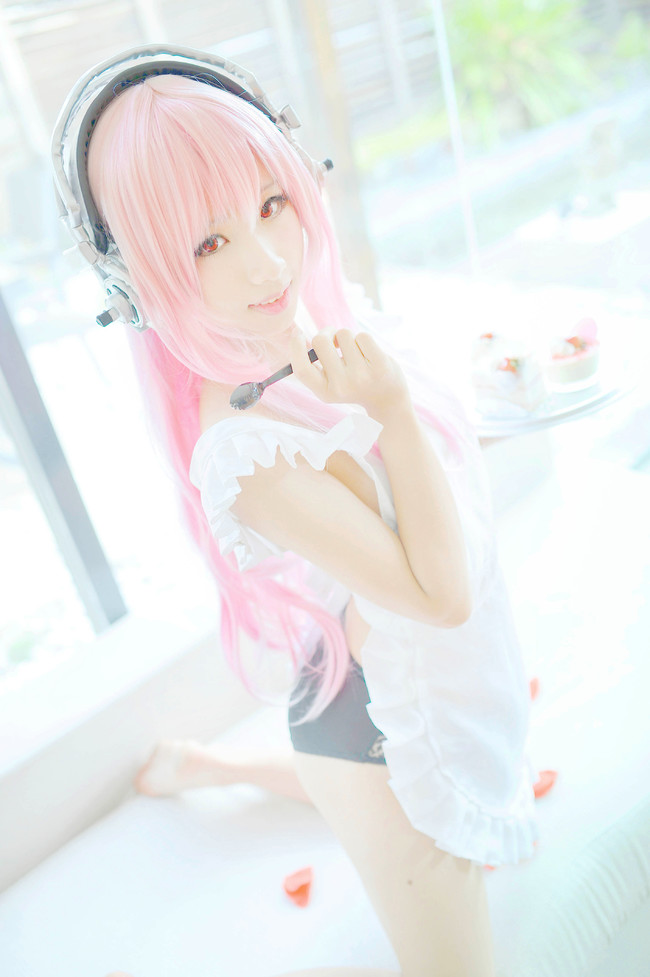 超级索尼子 super sonico cosplay 雨波