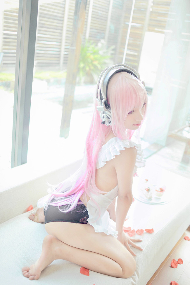 超级索尼子 super sonico cosplay 雨波