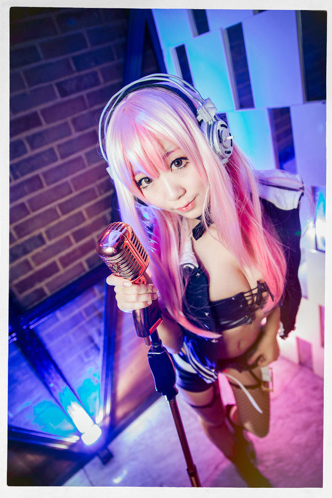 SUPER SONICO！