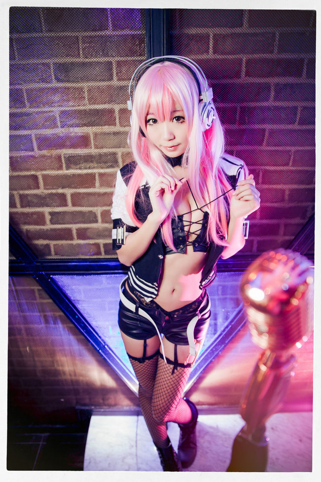 SUPER SONICO！