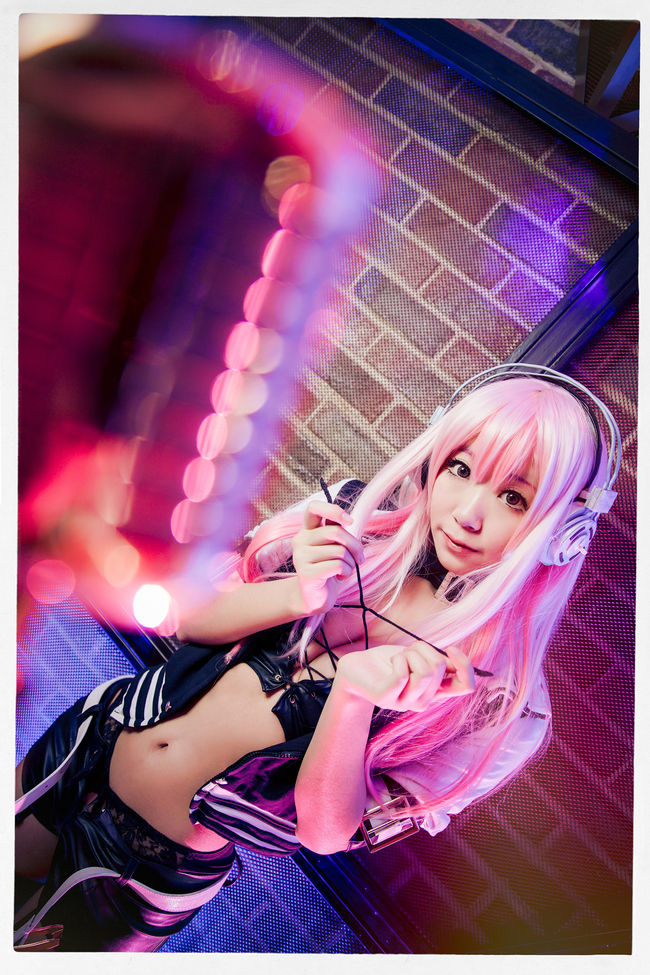 SUPER SONICO！