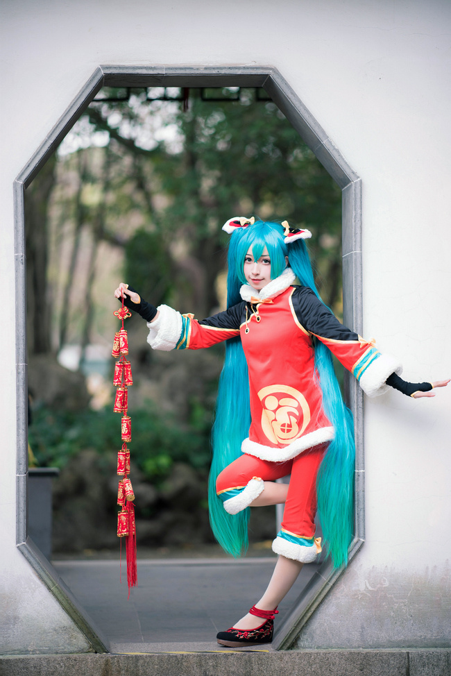 【新春贺图】——舞狮miku——