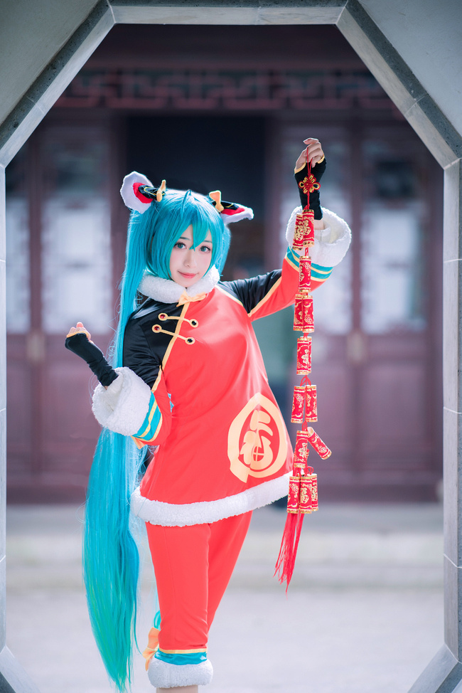 【新春贺图】——舞狮miku——